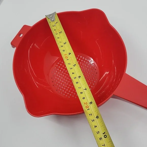 Tupperware Large Red Strainor New - Picture 4 of 5